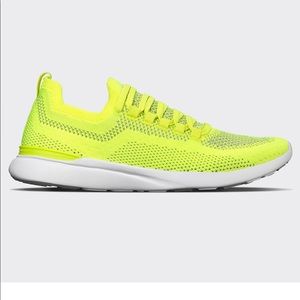 Apl techloom breeze shoes